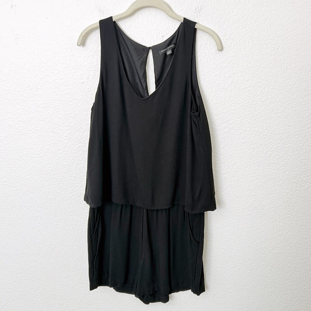 [Banana Republic] Black Sleeveless Popover Shorts Romper Keyhole Back Size 12